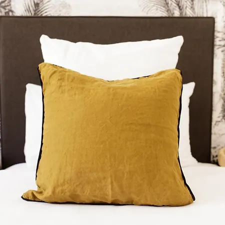 La Ξενοδοχείο 3*