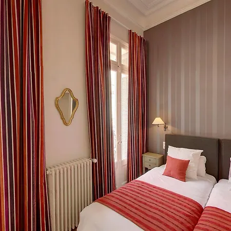 La Hotel