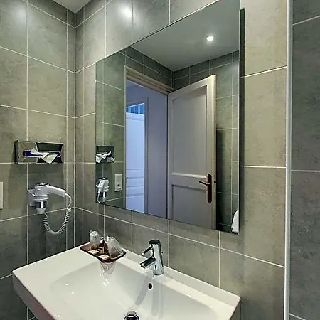 Hotel La Résidence 3*